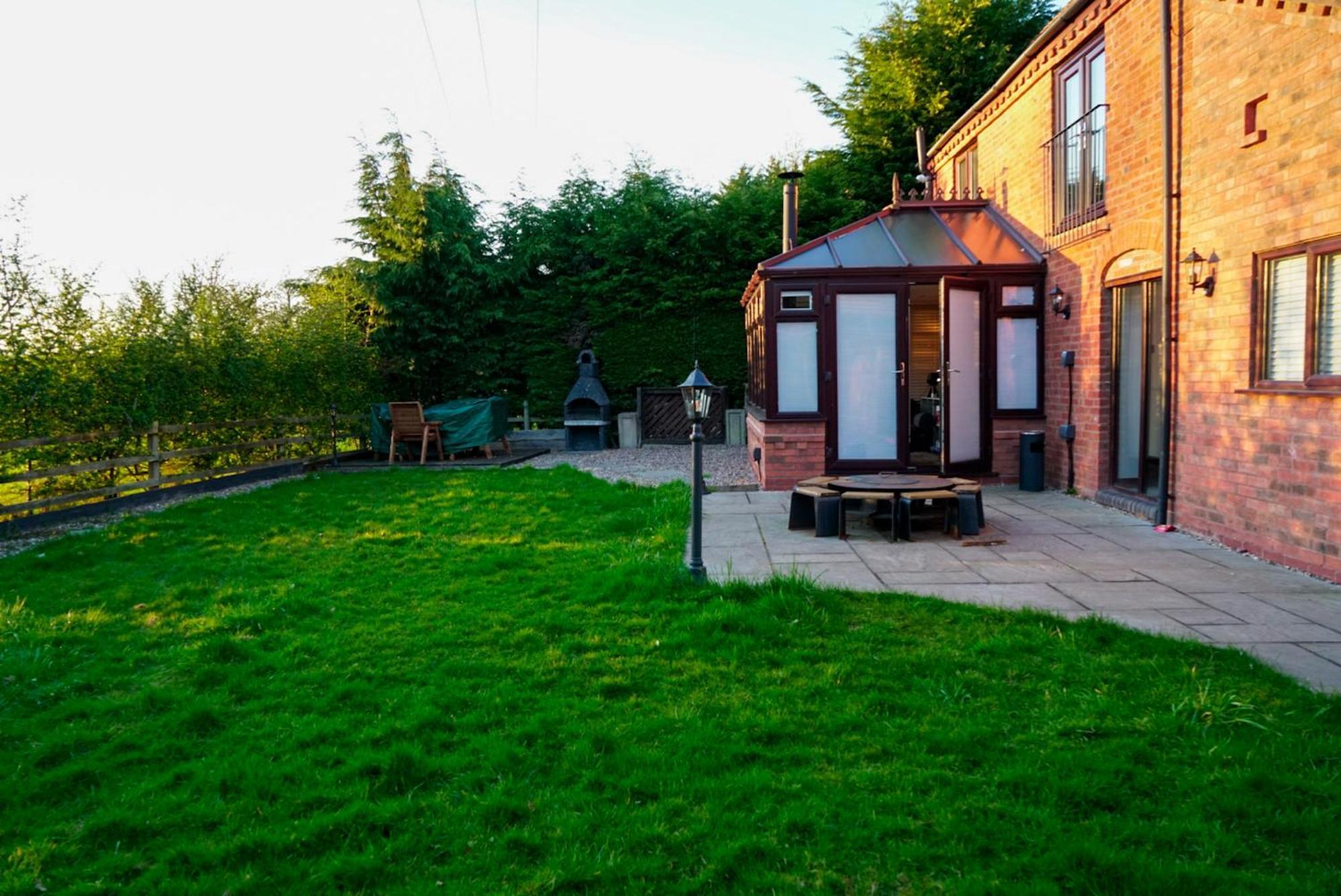 The Coach House Villa Birmingham Eksteriør bilde